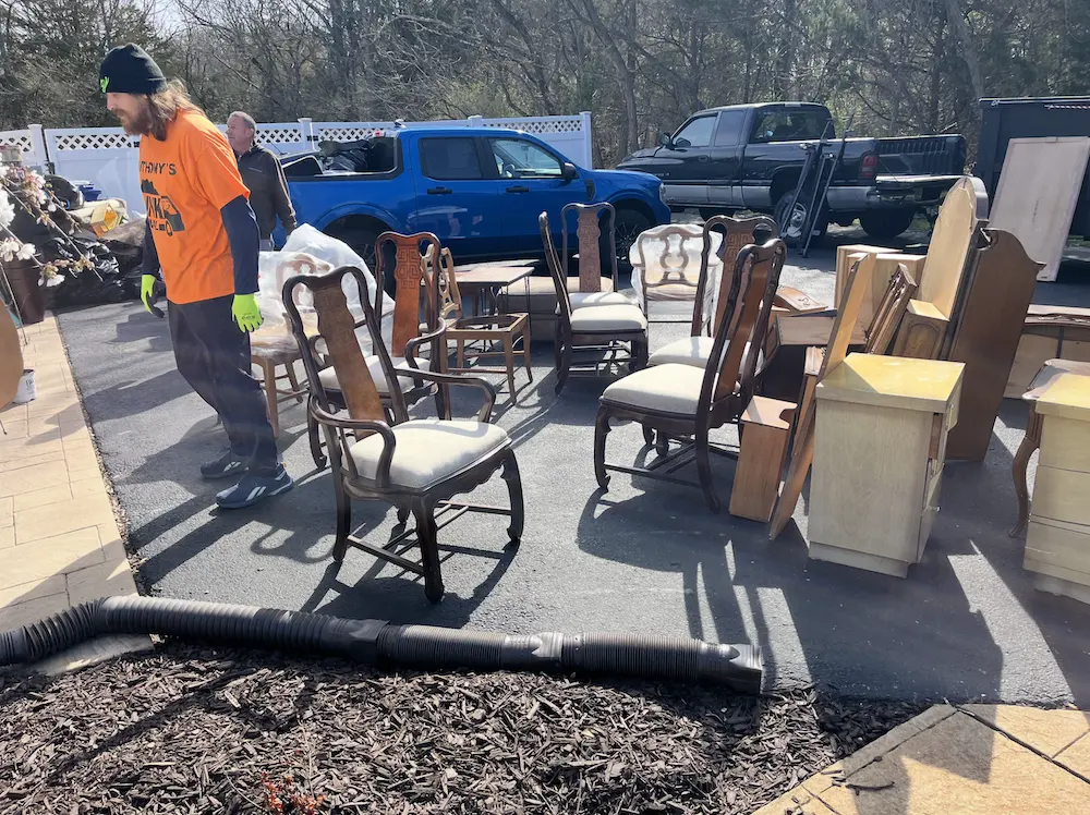 estate sale cleanout job